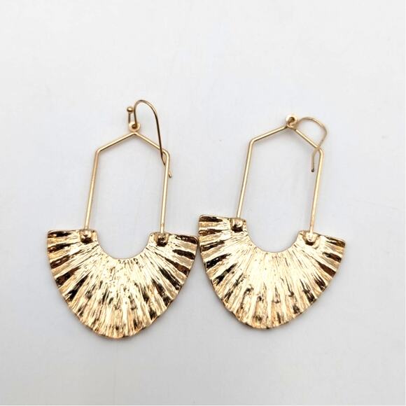 Nordstrom Women's Gold Plated Palm Leaves Earrings Fashion Jewelry Gifts - Picture 3 of 4